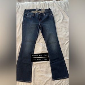 Torrid mid-rise bootcut jeans 16T